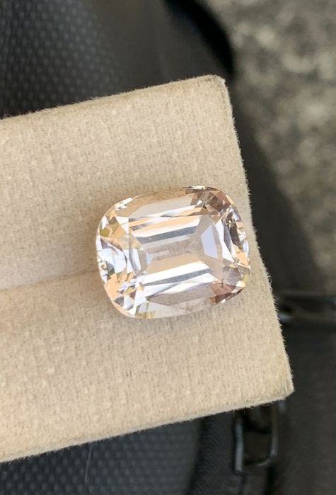 Морганит голям VVS