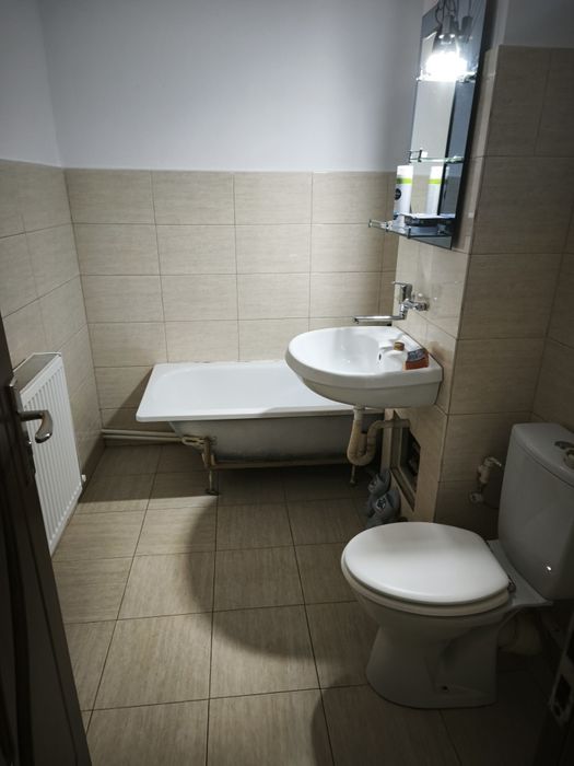 Apartament 3 camere decomandat