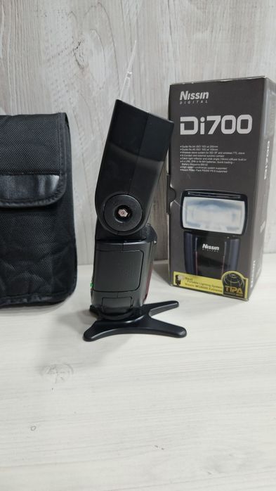 Blit Nissin Di700 pentru Nikon