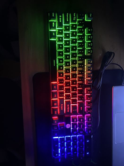 Клавитатура.