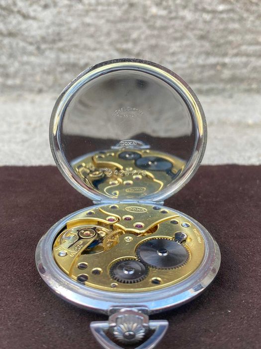 Механичен Швейцарски джобен часовник DOXA / Перфектен