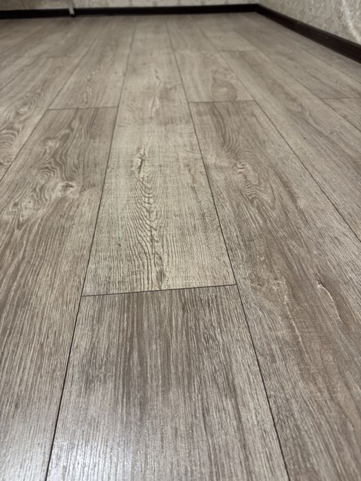 Ламинат в хорошем состоянии