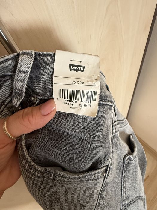 Blugi Levi’s originali noi