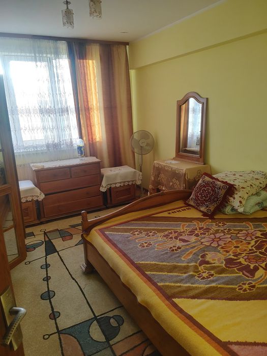 Vand apartament 2 camere