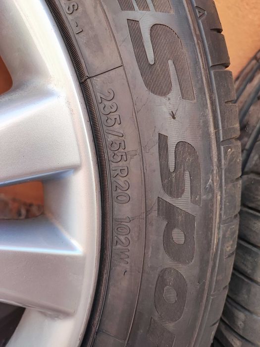Оригинални  джанти за Нисан 20” 5x114.3 с чисто нови гуми 235/55/20