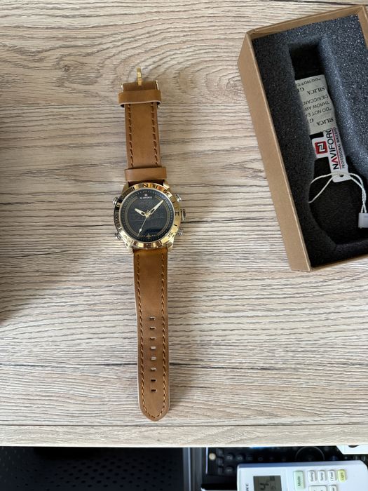 Продам новые часы Navi Force