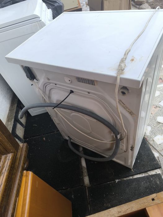 Masina de spalat frontala indesit 390 lei
