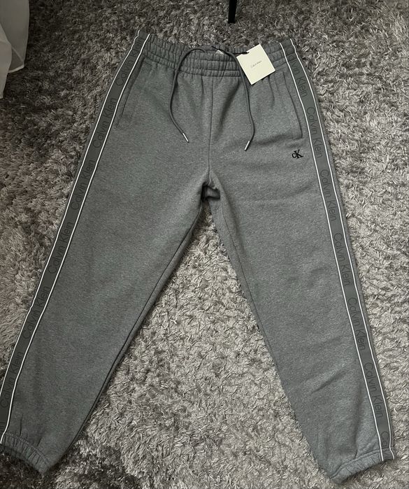 pantaloni calvin klein