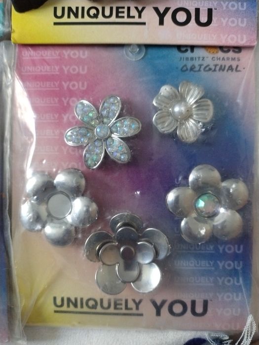 Accesorii pentru papuci Crocs