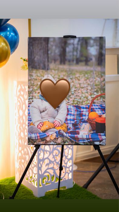 Мольберт, стойки для фотографий