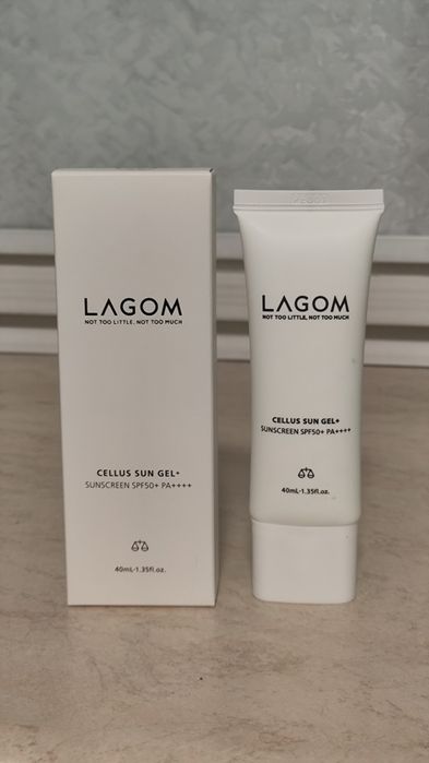 LAGOM Умывашка Cellup Micro Foam Cleanser