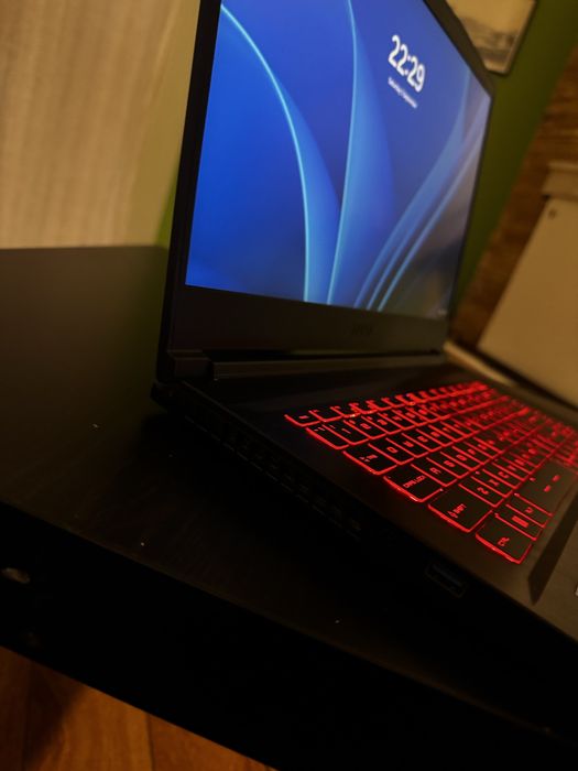 Като нов лаптоп MSI Thin GF63 12VF - 512gb - Intel Core i7-12650H