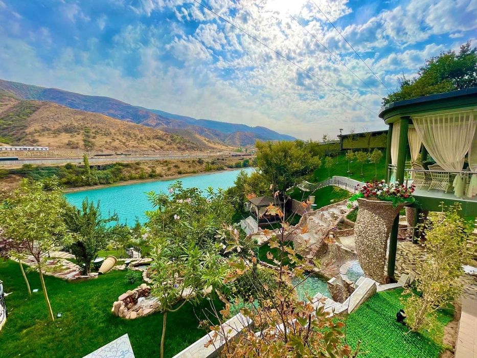 Сдается  дача Ривер Гарден с видом на Горы и море 40 человек