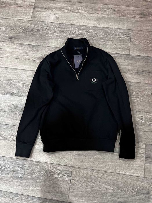 Полу замок Fred Perry