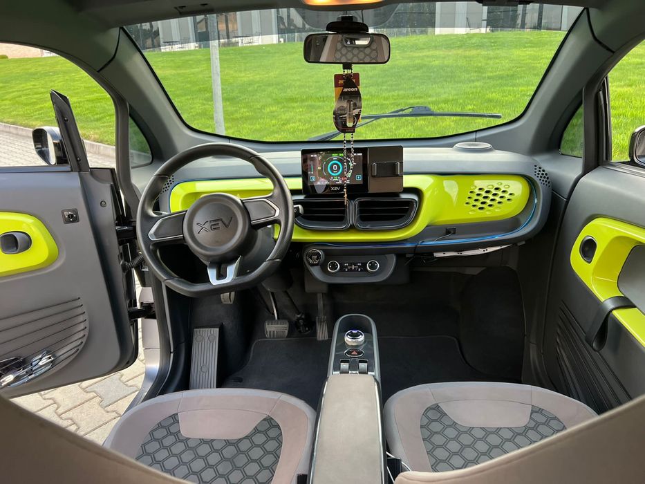 Yoyo xev / 8600  EURO / electric / clima/ variante auto