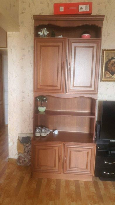 Продам хороший  Шкаф
