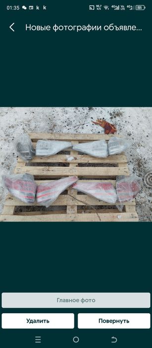 Toyota Estima  Задние фары