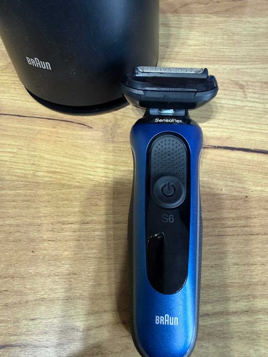 Braun  S6 -60-B7500CC-Електрическа самобръсначка