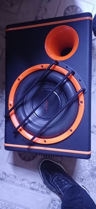 Суббуфер продам в наличии 2 шт