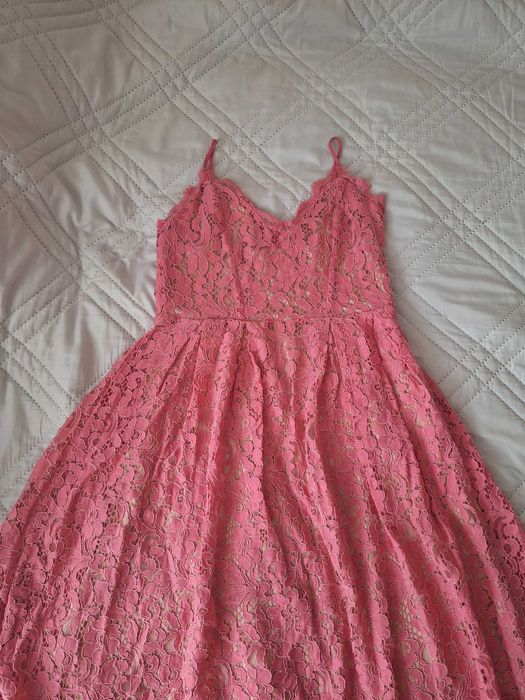 Дантелена рокля H&M