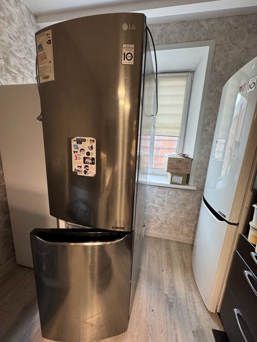 Продам холодильник