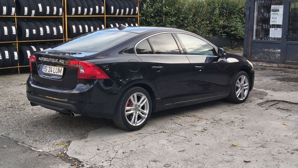 VOLVO S60 2011 — imagine 3