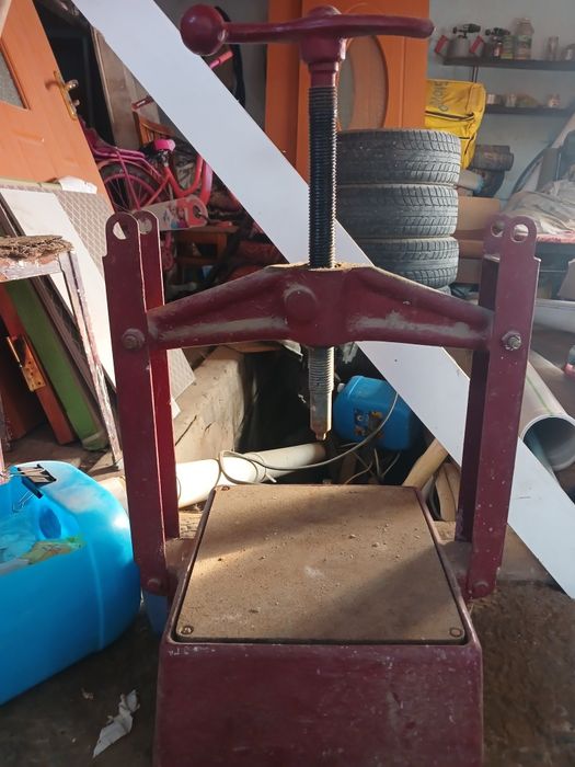 Механический пресс