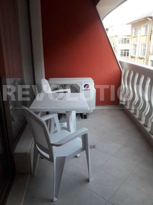 Дава се под наем Двустаен апартамент в Варна, Център - 65 кв.м за 510 € - Снимка #8