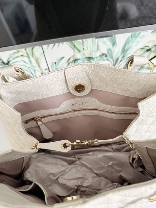 Geanta Musette din piele naturala de culoare ivoire