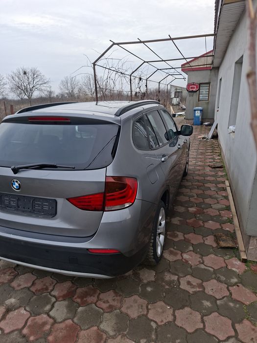 Bmw x1  an 2012.          2l. 163 hp