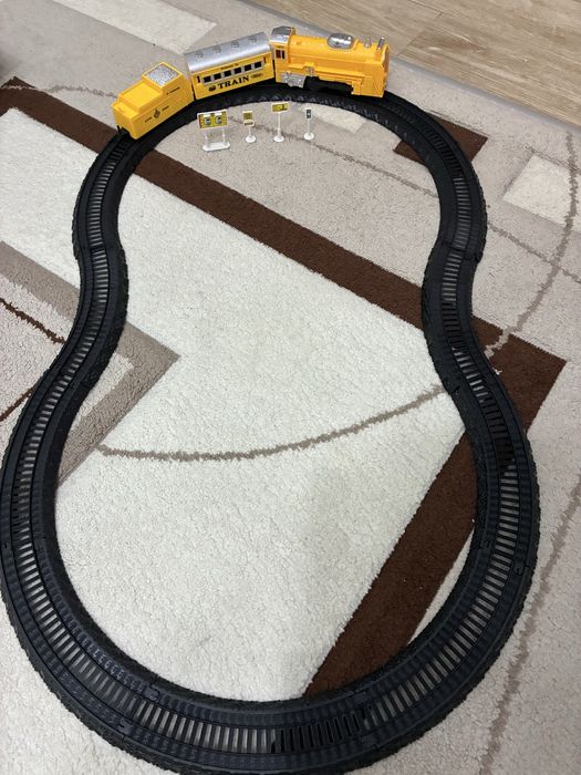 Влакче със светлина и звук