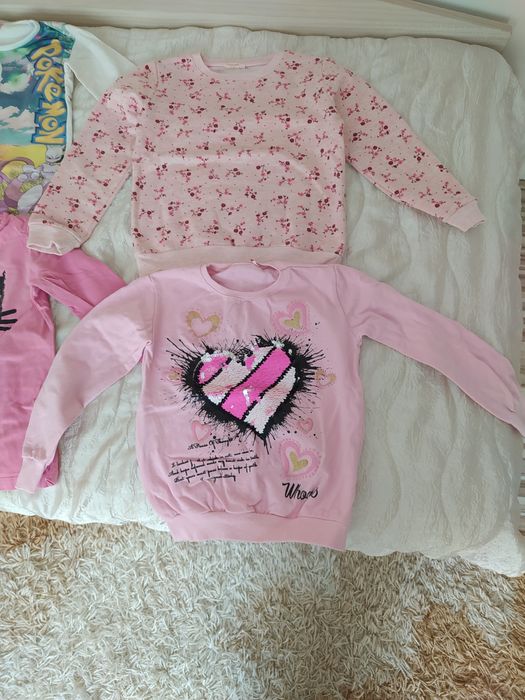 Лот дрешки за момиче различни размери