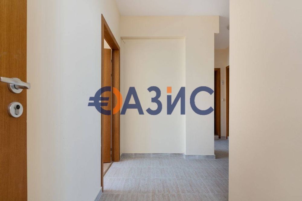 Продава се Тристаен апартамент в Бяла - 92 кв.м за 739 €/кв.м - Снимка #2
