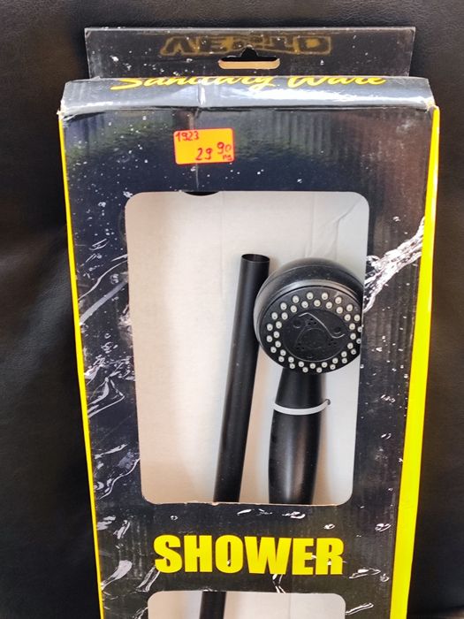 Нов душ на стойка за баня