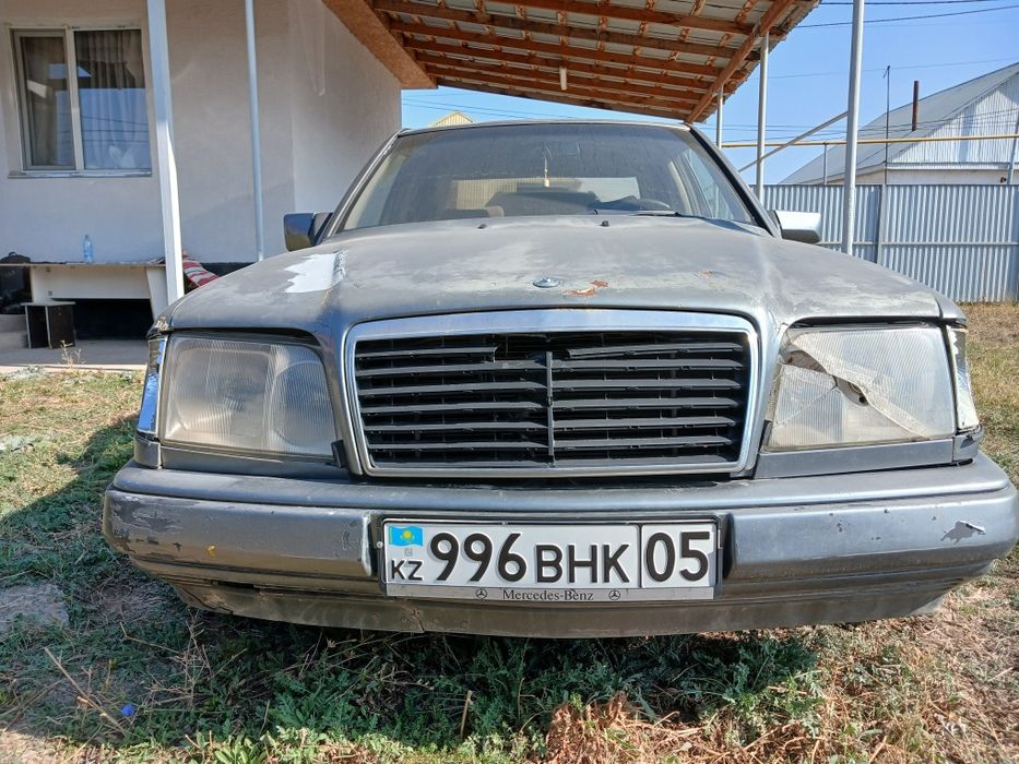 Мерседес бенз е260