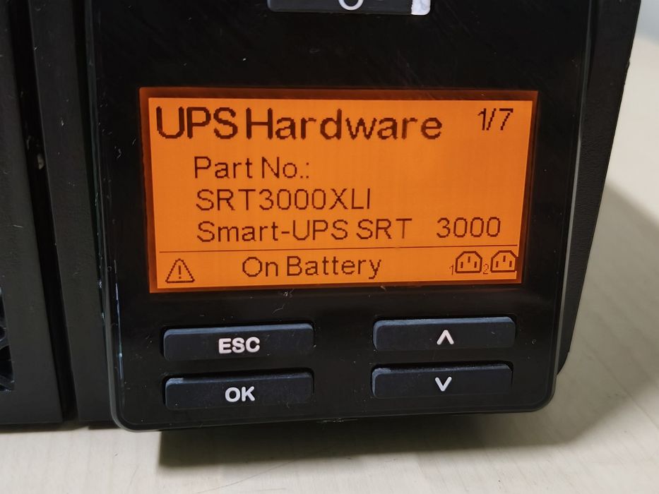 Ups APC srt3000xli profesional 3kw