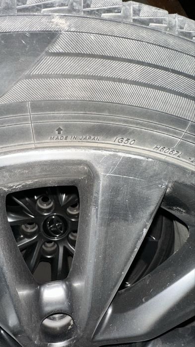 Сатылымда 215 60 R17