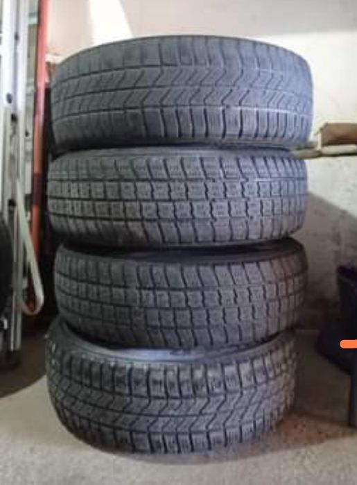 Vând cauciucuri de iarna second-hand