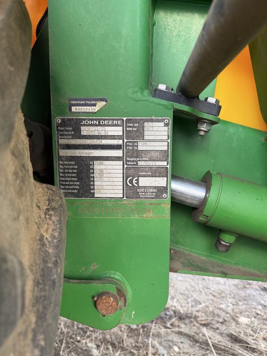 John deere M732i