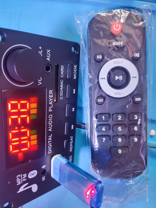 Блютуз модуль  2*80 ватт.