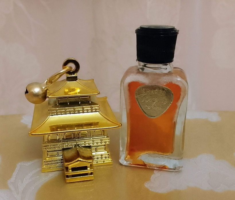 nuit vanille Lusia Attar Narcissus Adarisa