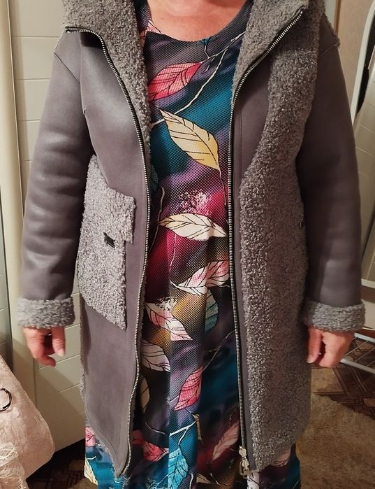 Продаётся новая дублёнка зима  50 размер.