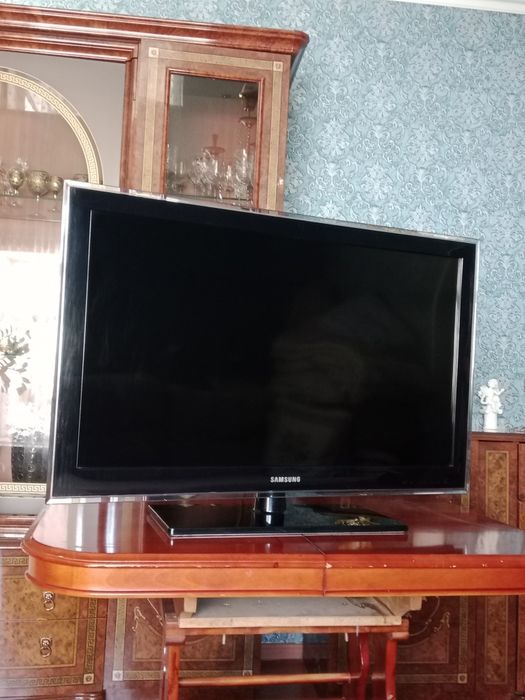 Продается телевизор SAMSUNG
