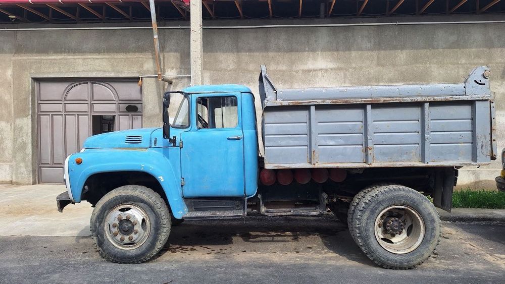 Zil sotiladi samasval