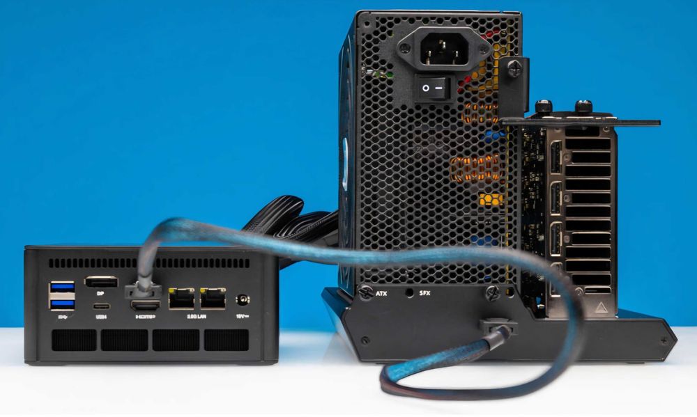 Dock MINISFORUM DEG1 eGPU Graphics Docking Station - sigilat