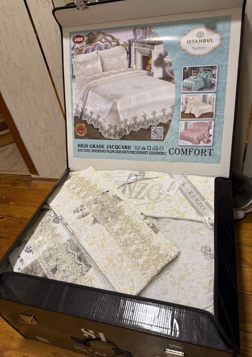 Комплект новый турецкий на большую кровать