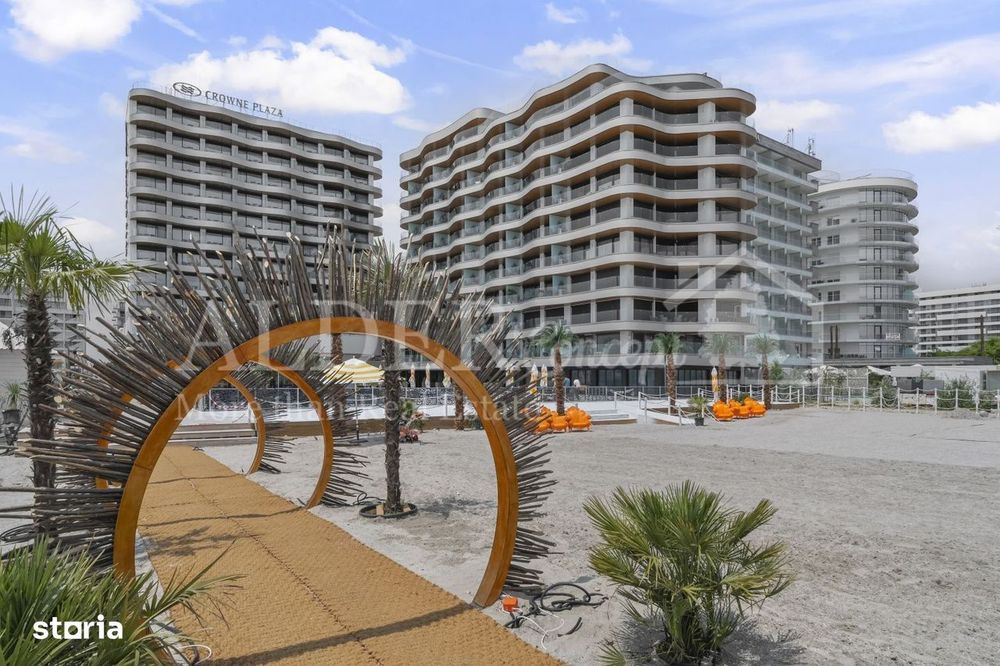 First Mamaia, Crowne Plaza, 3 Camere, Mobilat!