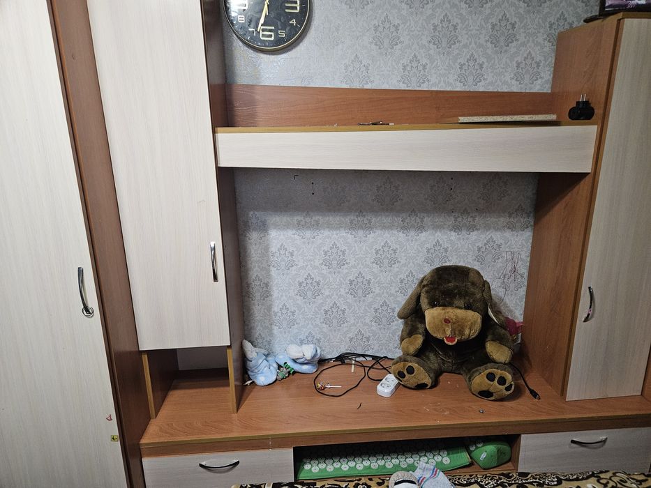 Продам горку,  шкаф