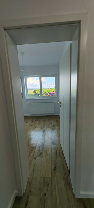 Studio recent renovat cu curte si loc de parcare
