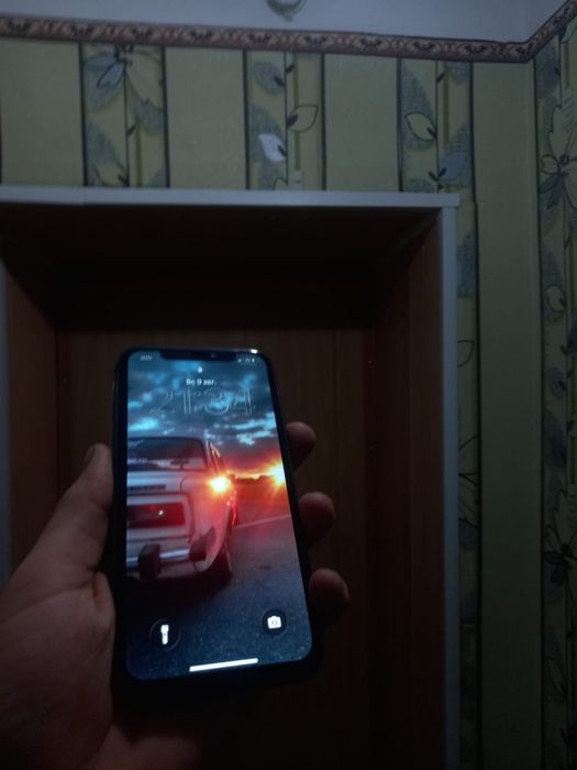 Продам или обмен айфон 11 64 гигабайта